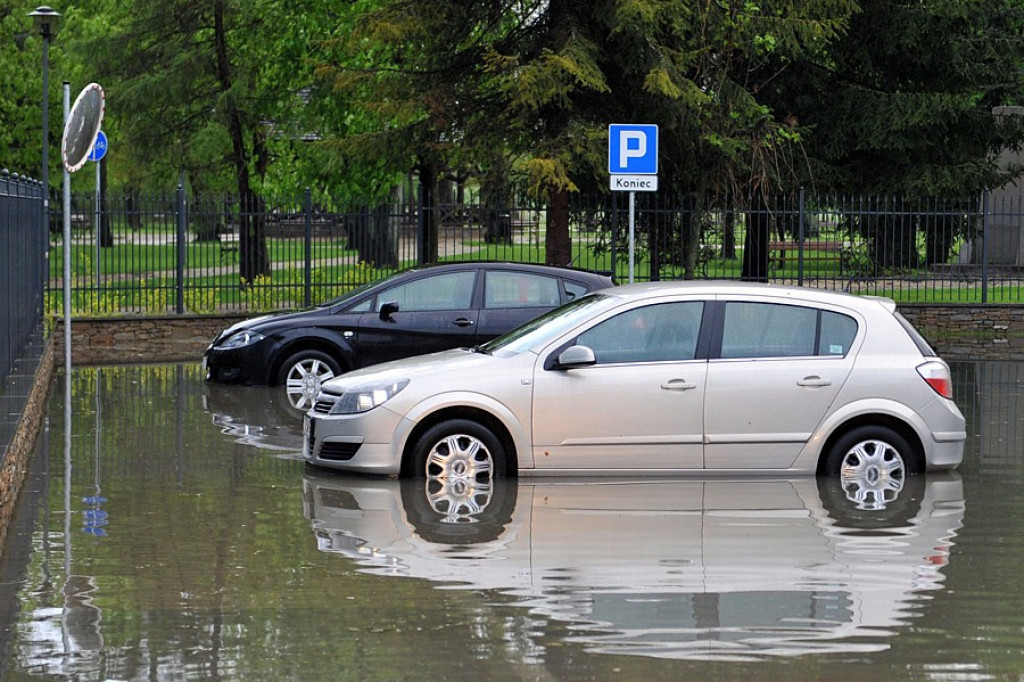 Ulewy, podtopienia i powódź: Niż przeszedł nad Podhalem
