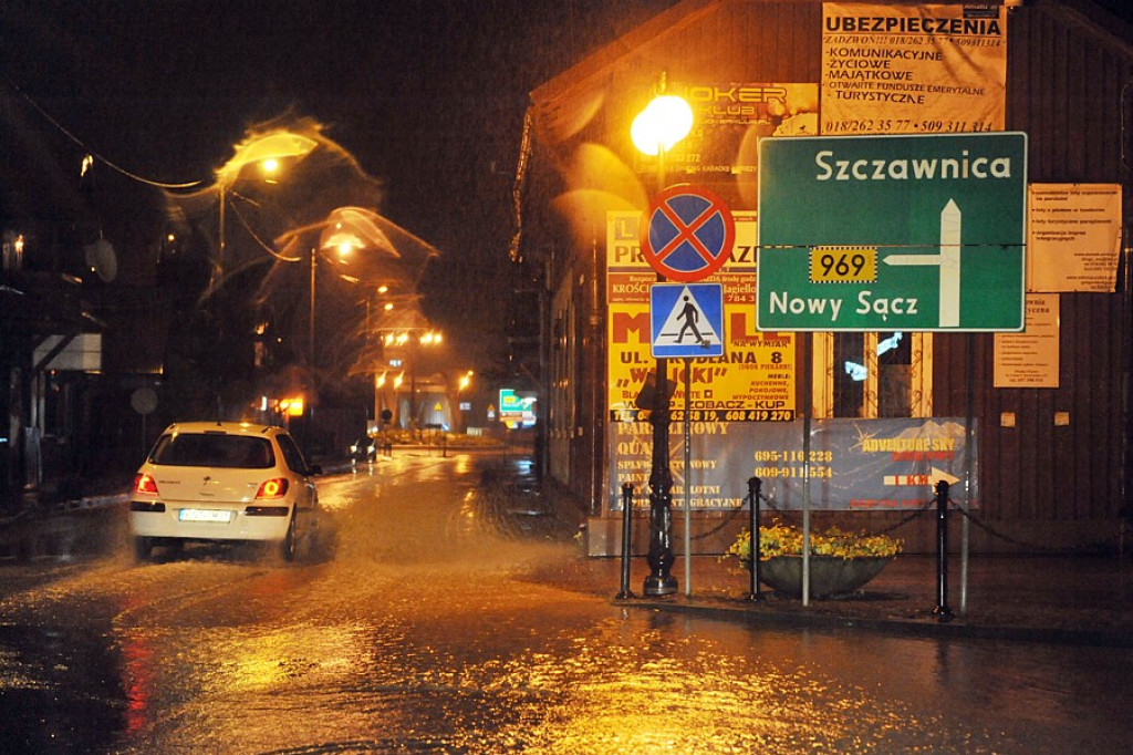 Ulewy, podtopienia i powódź: Niż przeszedł nad Podhalem