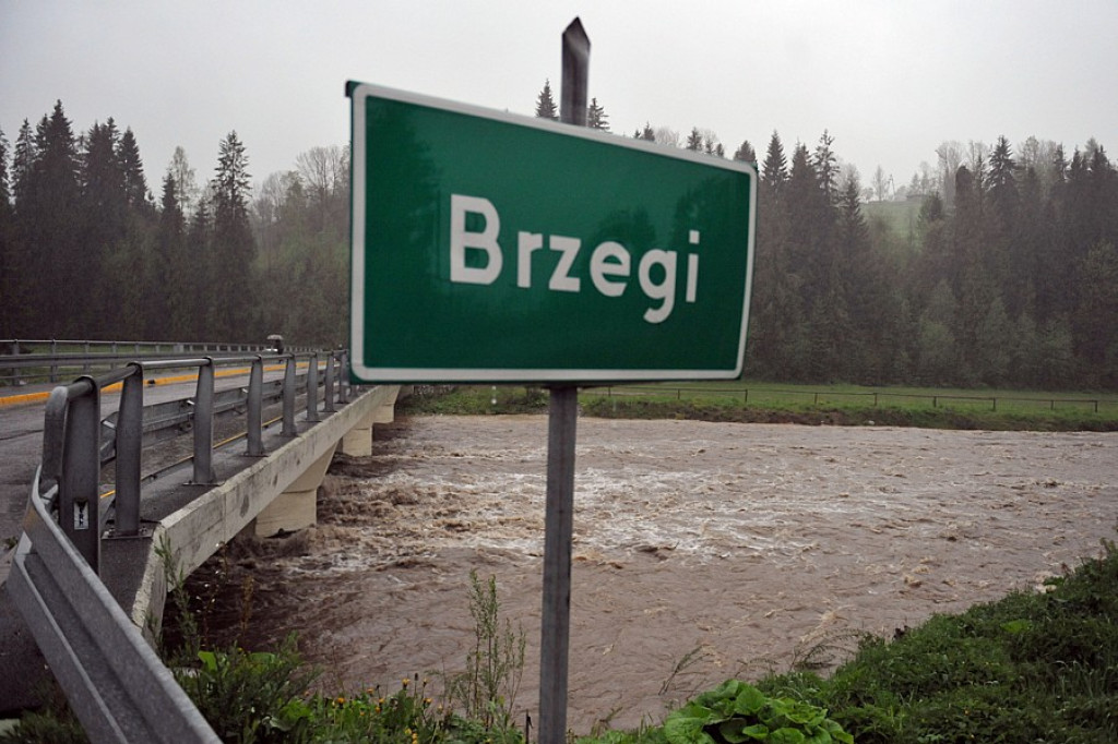 Ulewy, podtopienia i powódź: Niż przeszedł nad Podhalem