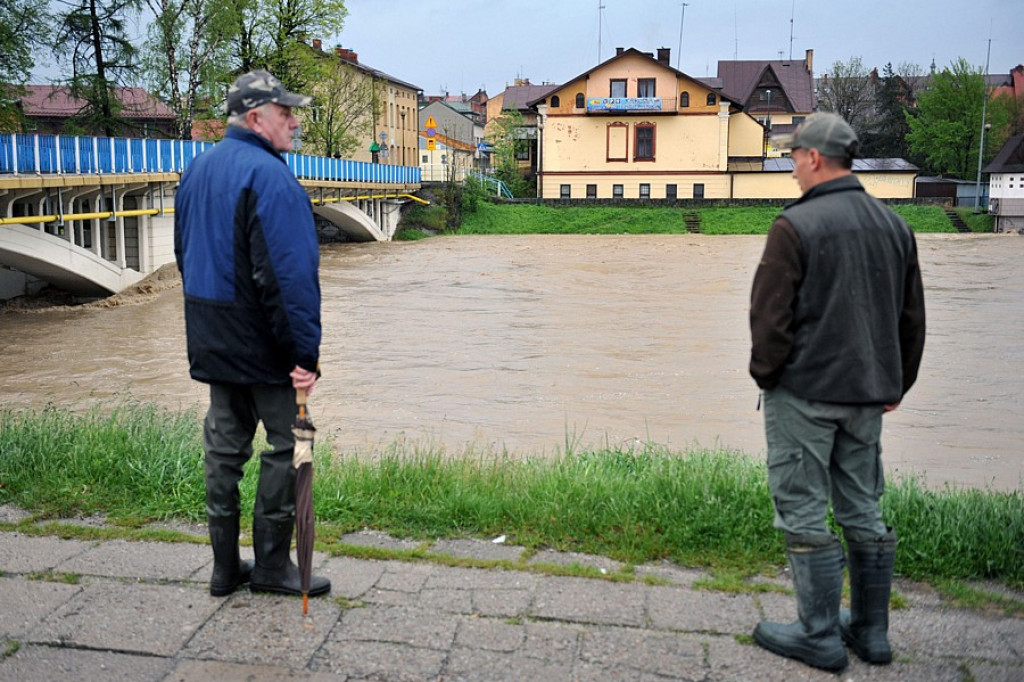 Ulewy, podtopienia i powódź: Niż przeszedł nad Podhalem