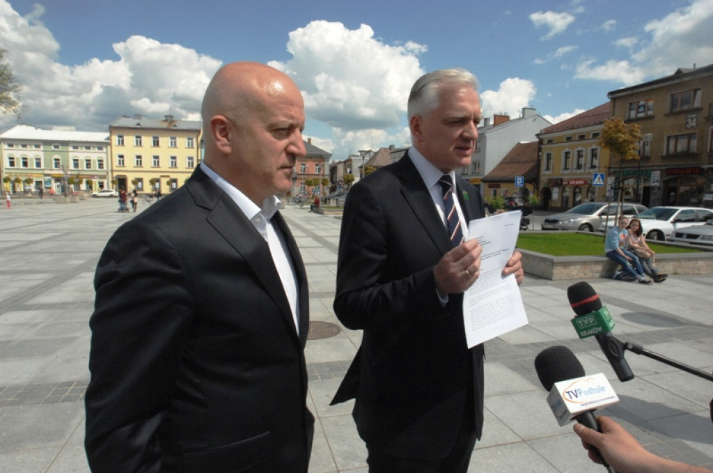 Jarosław Gowin na nowotarskim rynku