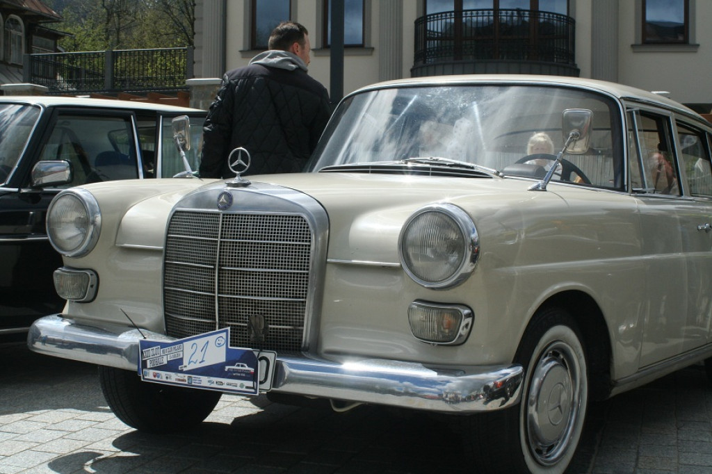 Zlot pod znakiem mercedesa