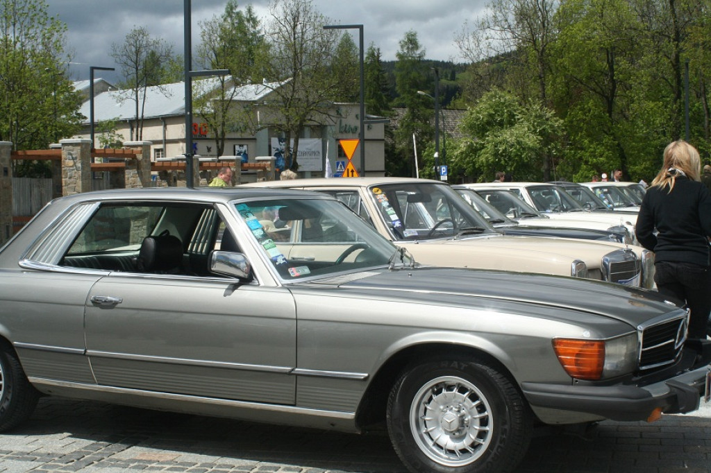 Zlot pod znakiem mercedesa