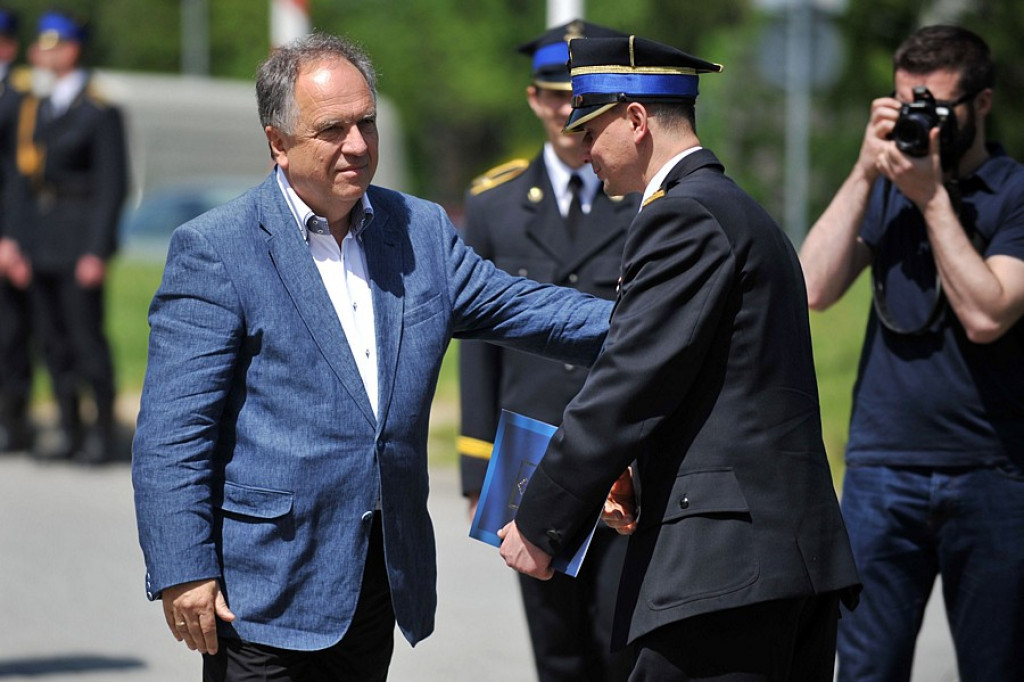 Strażackie odznaki i medale