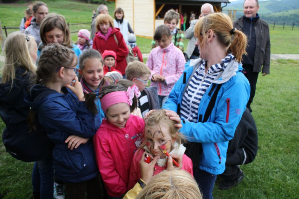 Dzień dziecka w Jaworkach: Edukacja poprzez zabawę