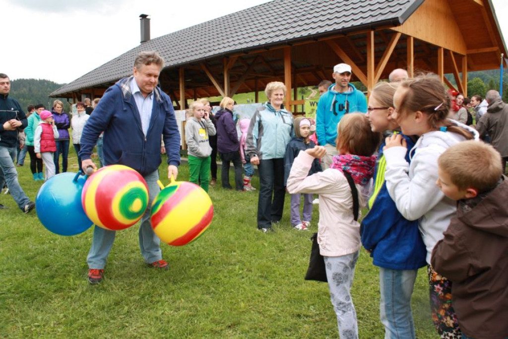 Dzień dziecka w Jaworkach: Edukacja poprzez zabawę