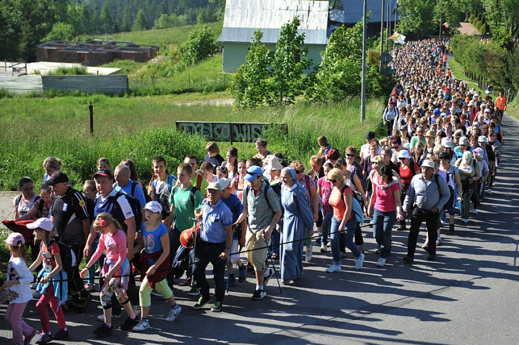XVII Pielgrzymka Sursum Corda: Z żarem w sercu i z nieba