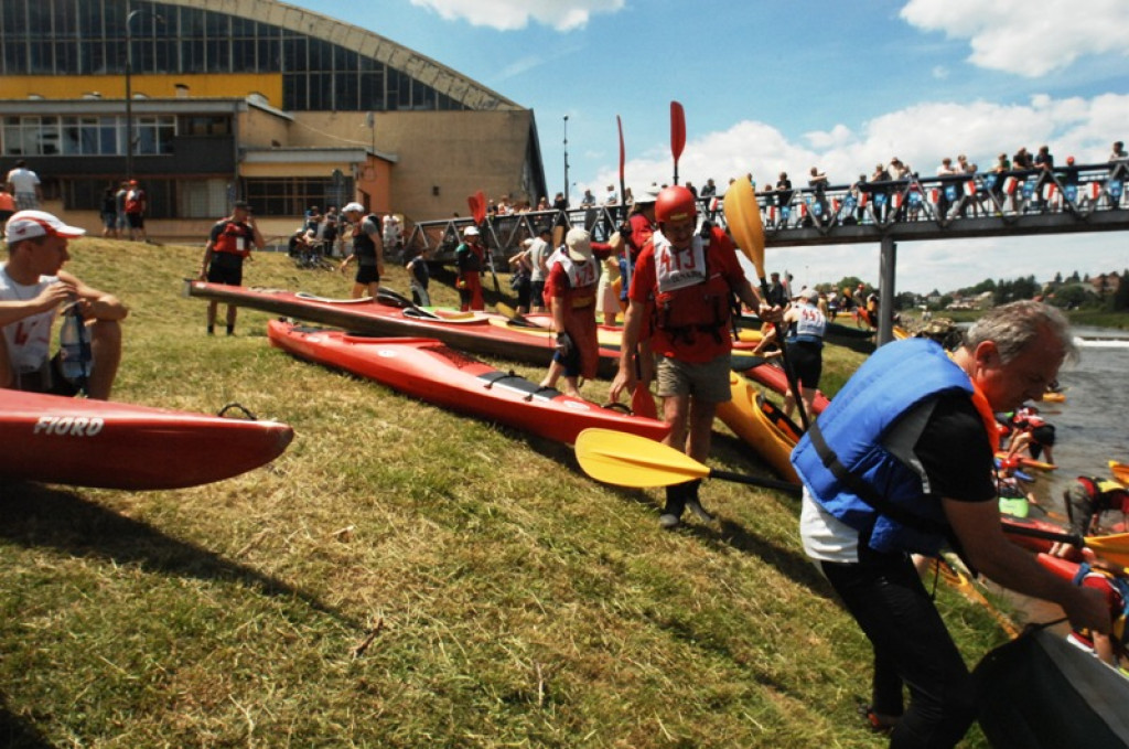 Ruszył spływ kajakowy na Dunajcu