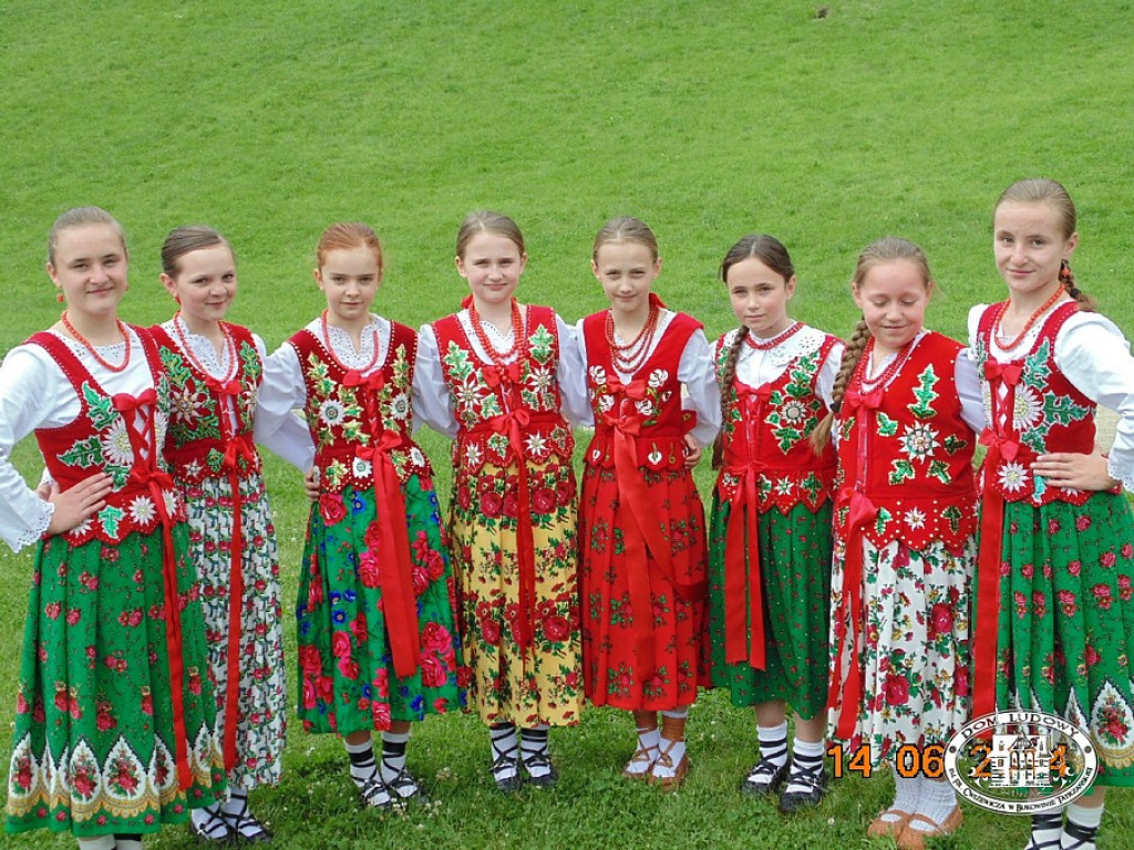 Mali Wiyrchowianie w Warszawie