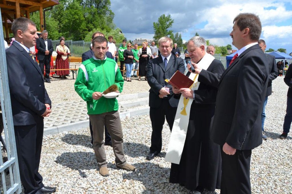 Nowe boisko i scena w Rogoźniku
