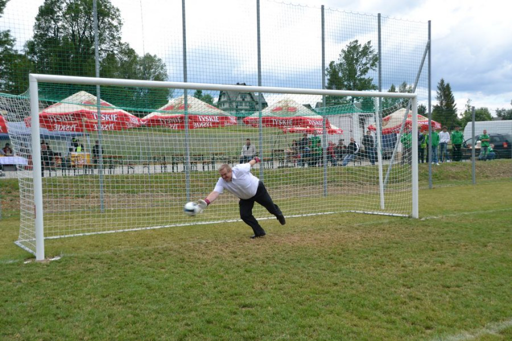 Nowe boisko i scena w Rogoźniku