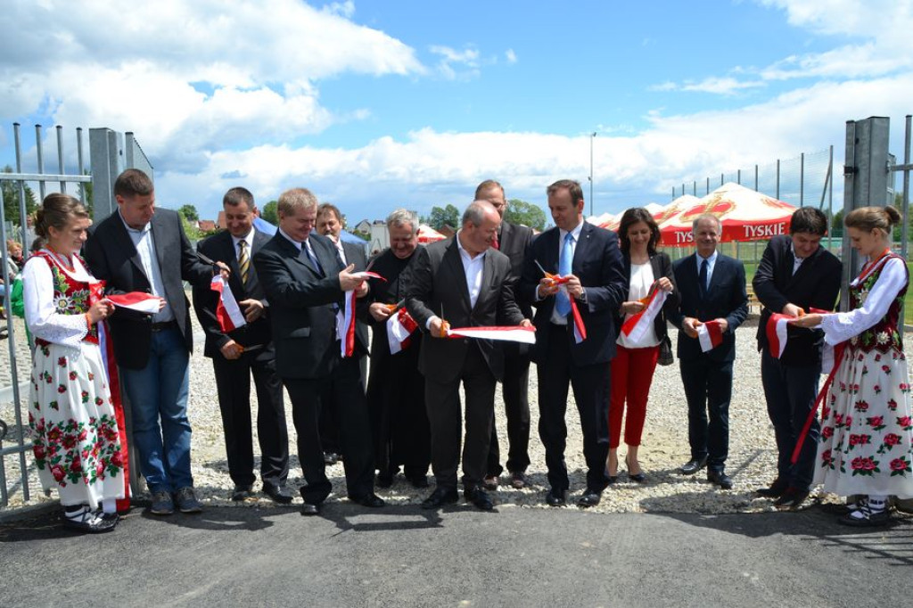 Nowe boisko i scena w Rogoźniku
