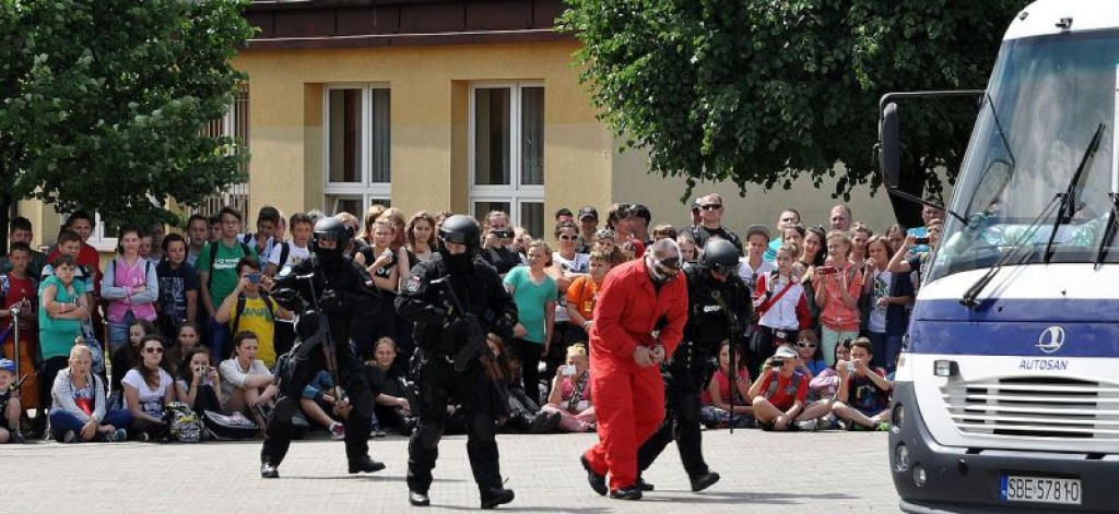 Nowotarscy kadeci w katowickiej szkole policji