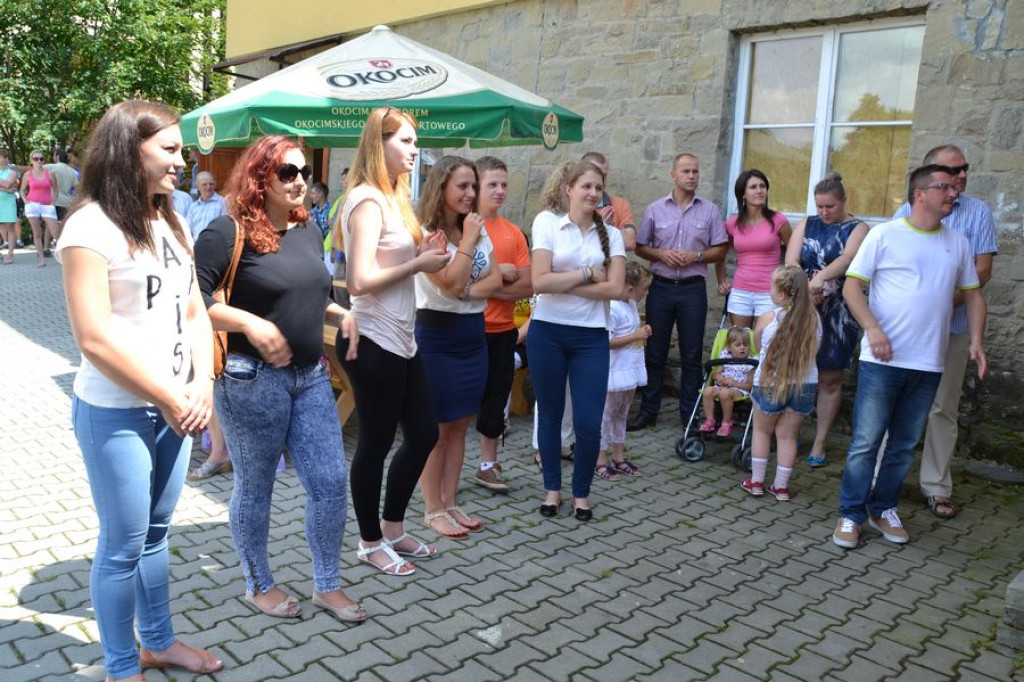 Boisko sportowe w Pyzówce zostało oficjalnie otwarte