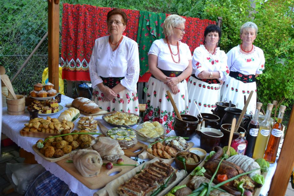 Łopuszna: Tradycja ze smakiem