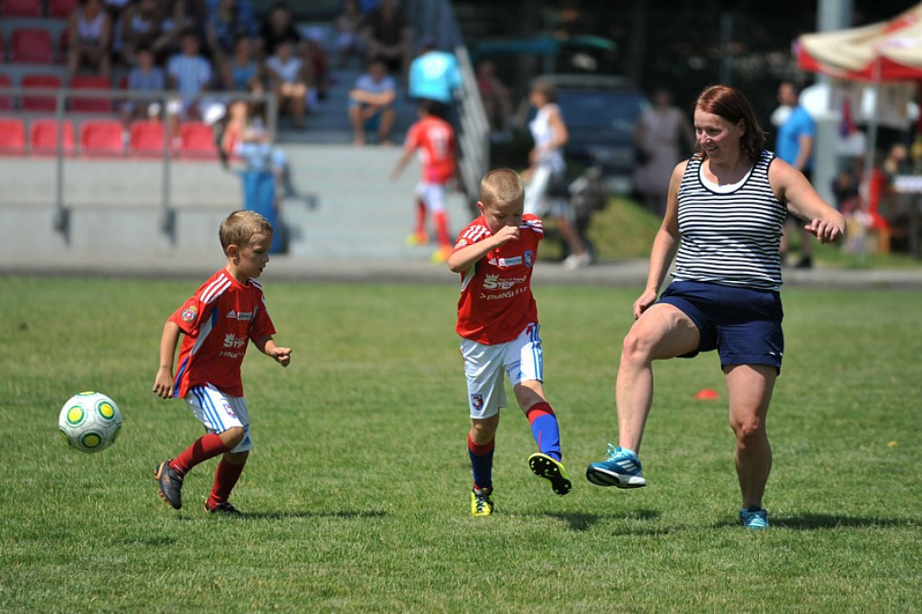 Mamy vs. synowie