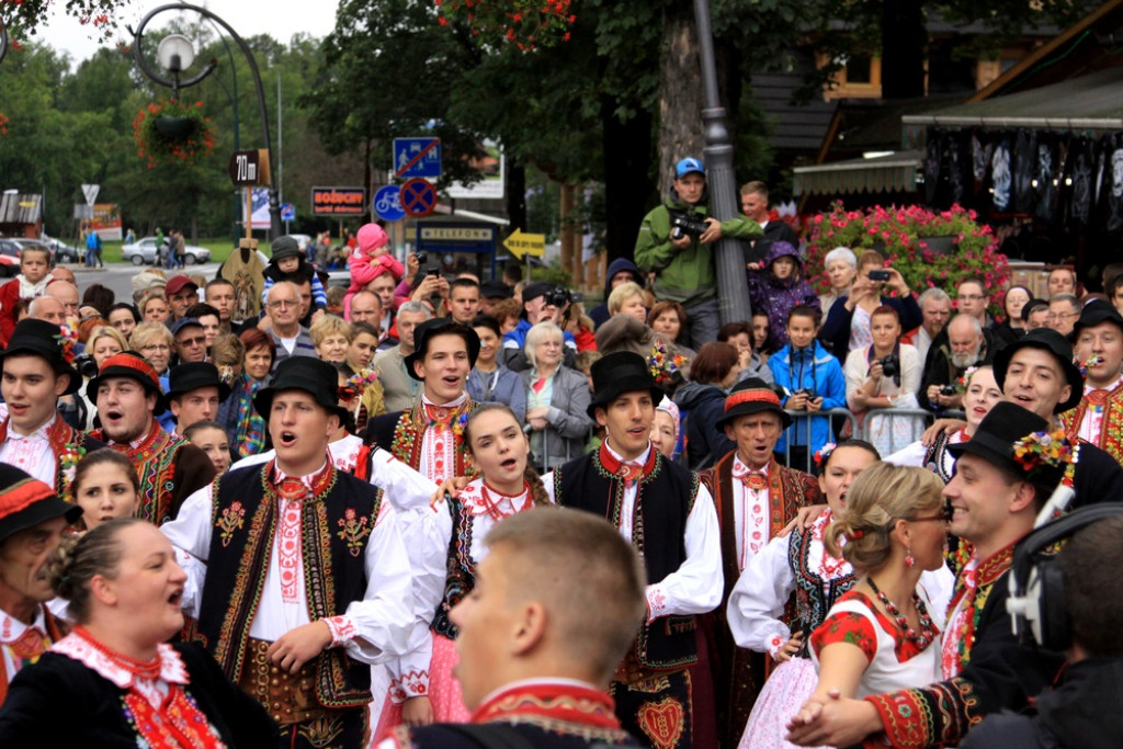 Korowód na początek festiwalu