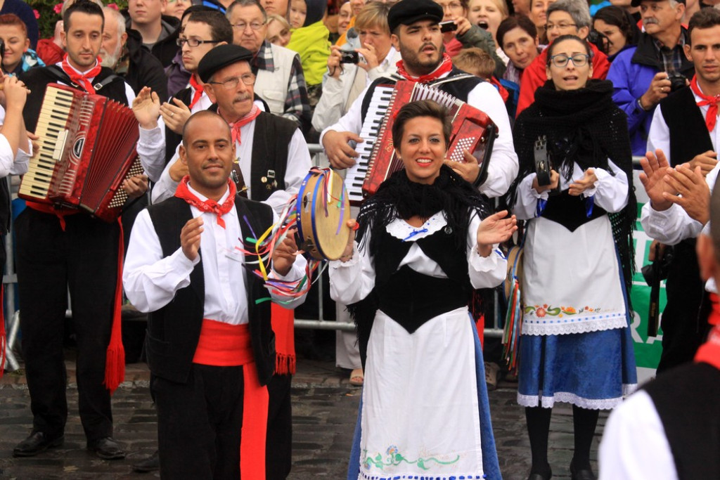 Korowód na początek festiwalu