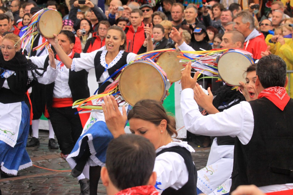 Korowód na początek festiwalu