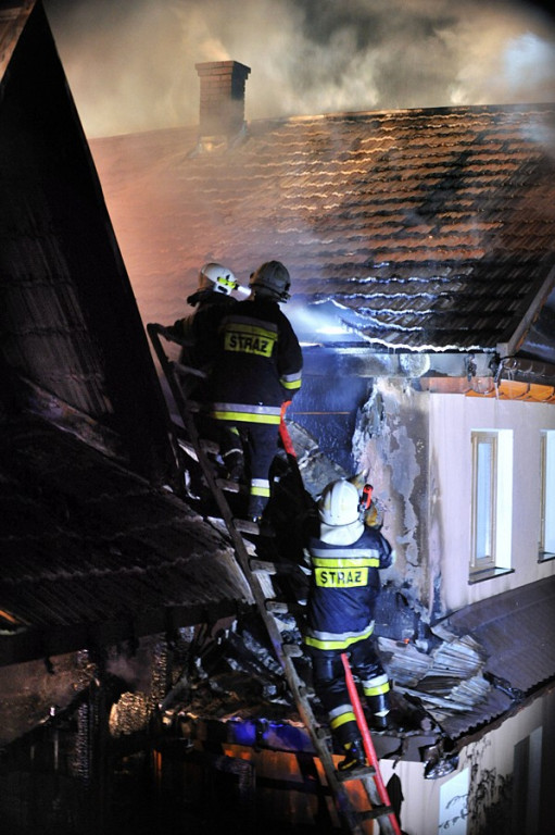 Stasikówka: Pożar budynku mieszkalnego i zabudowań gospodarczych