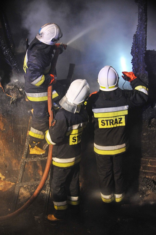 Stasikówka: Pożar budynku mieszkalnego i zabudowań gospodarczych