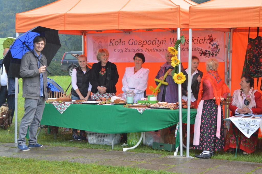 Polaniarski osod w deszczu