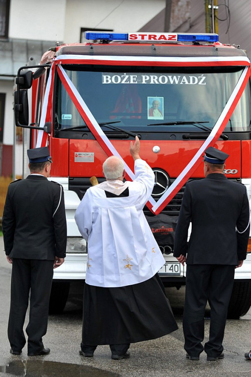 Nowy samochód dla strażaków OSP Dębno