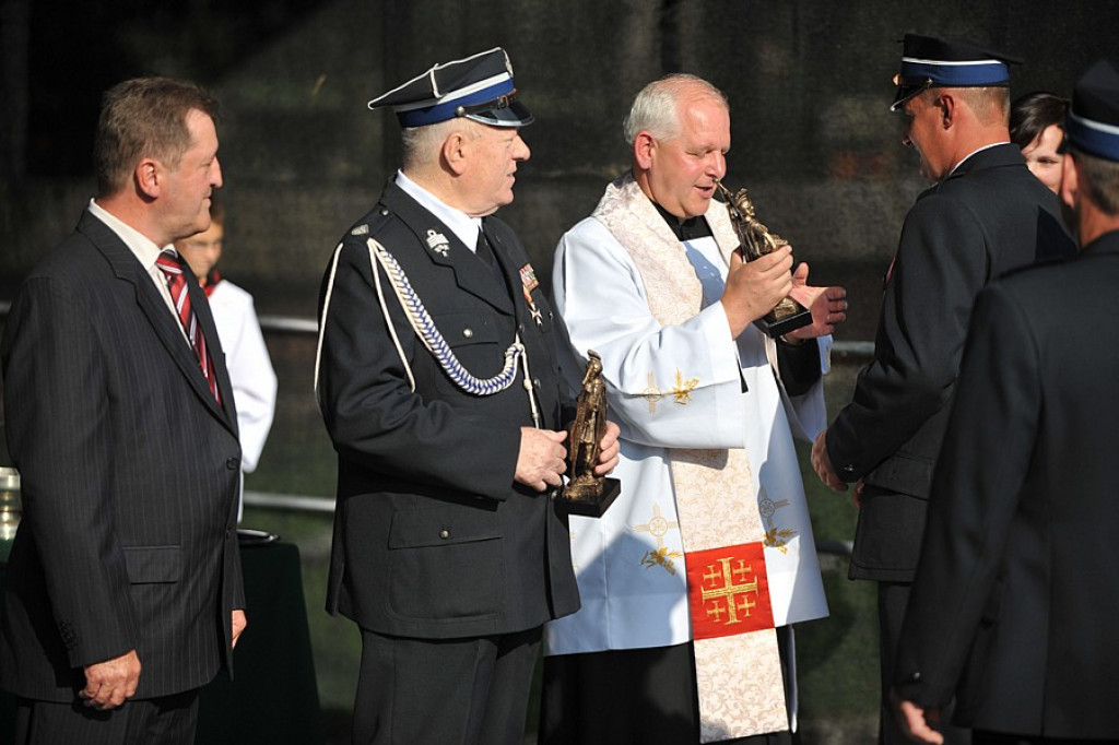 Nowy samochód dla strażaków OSP Dębno