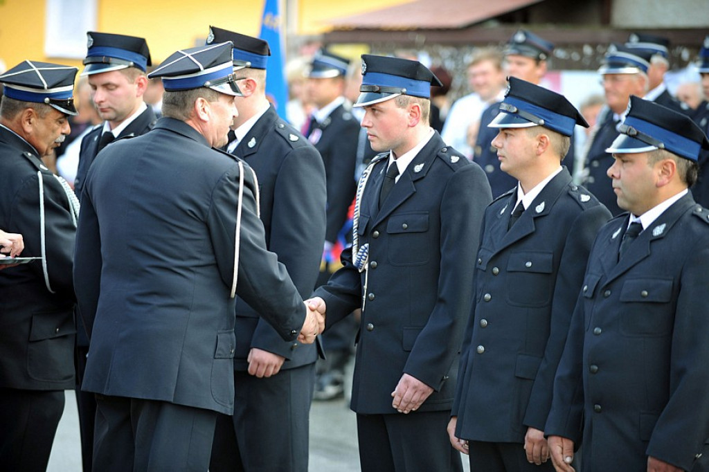 Nowy samochód dla strażaków OSP Dębno