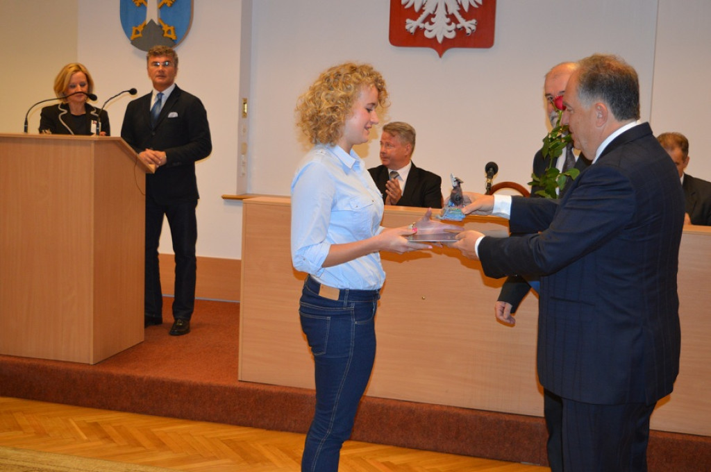 Nauczycielskie awanse, uczniowskie nagrody