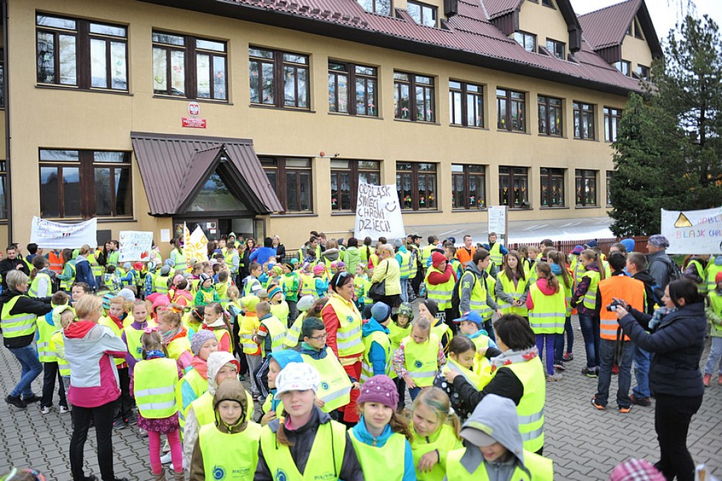 Odblaskowy spacer po Bukowinie