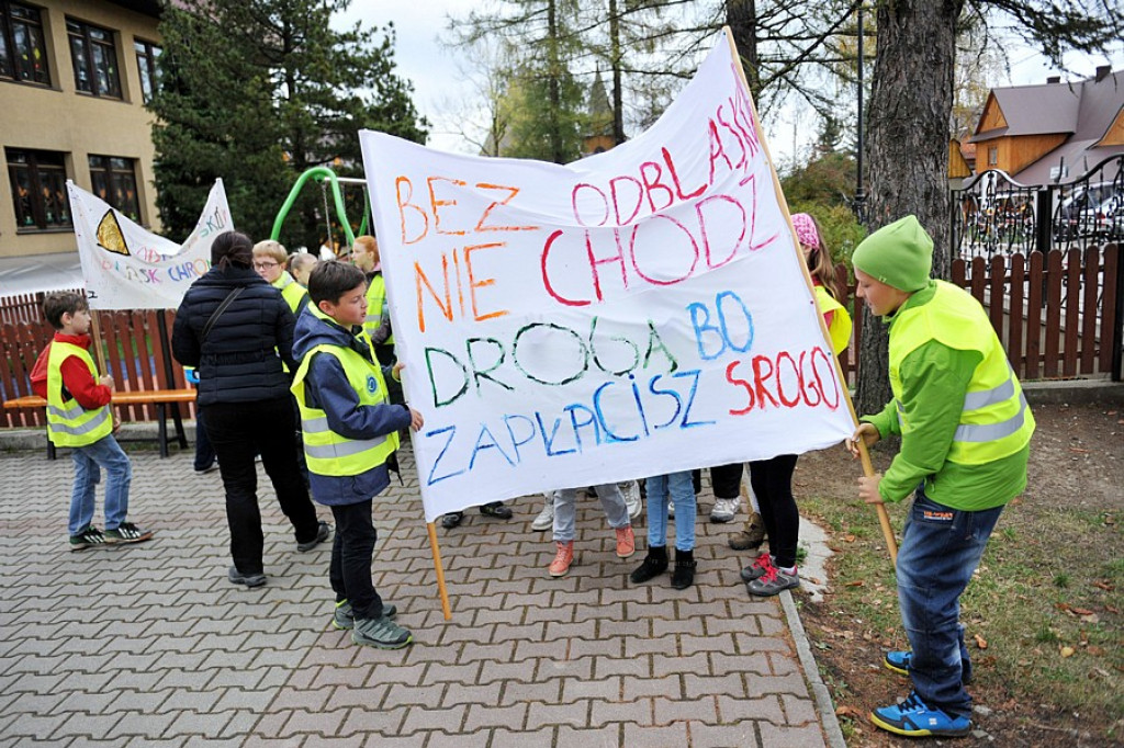Odblaskowy spacer po Bukowinie