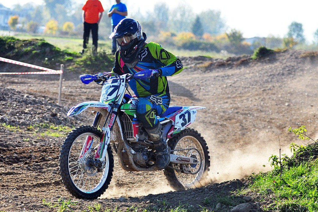 Amatorskie zawody motocrossowe