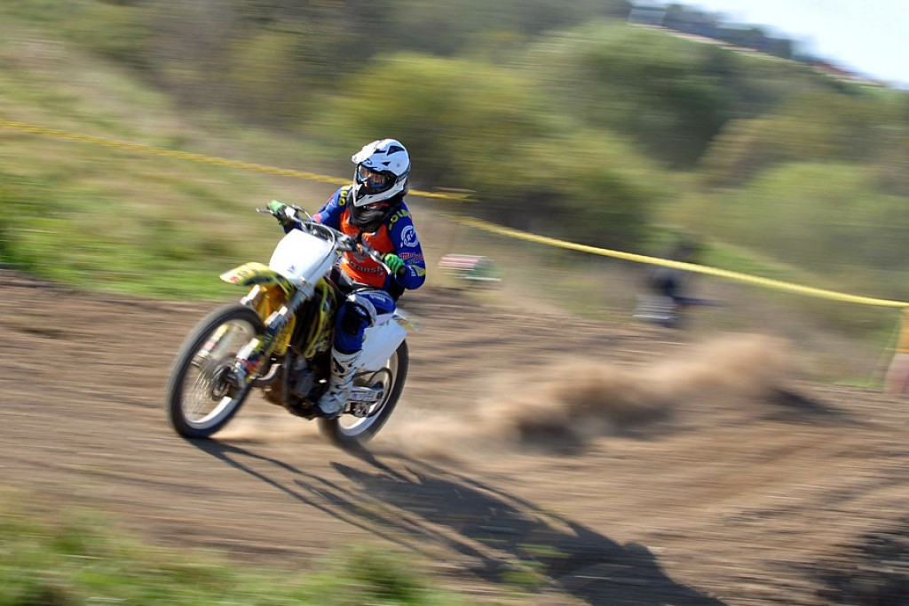 Amatorskie zawody motocrossowe