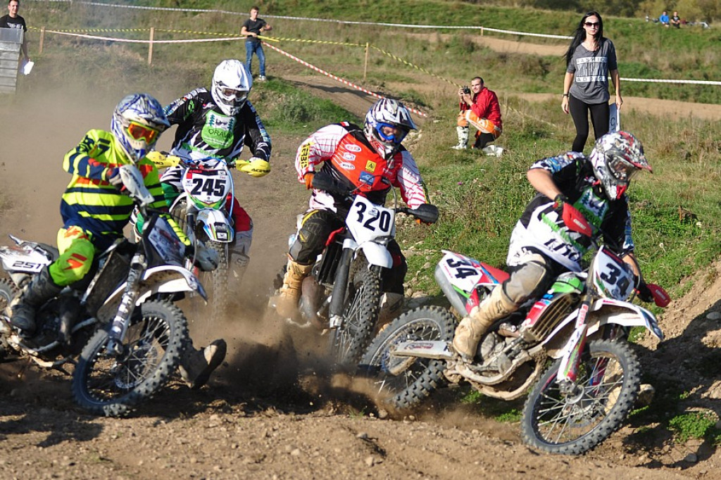 Amatorskie zawody motocrossowe