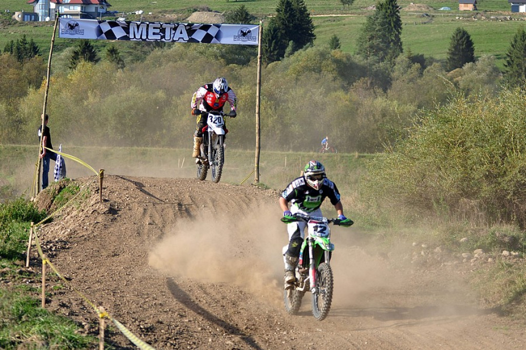 Amatorskie zawody motocrossowe