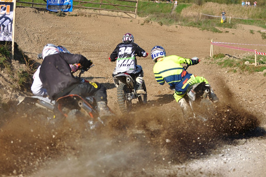 Amatorskie zawody motocrossowe