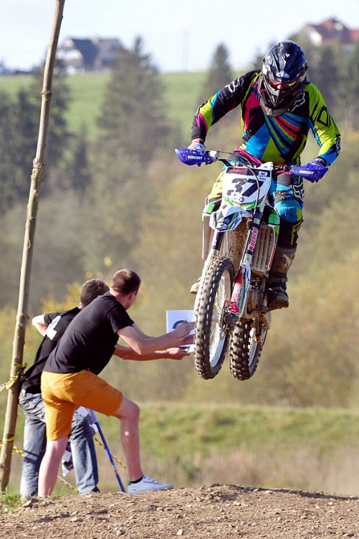 Amatorskie zawody motocrossowe