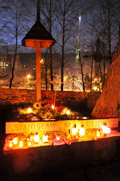 Dzień Wszystkich Świętych na cmentarzach w Zakopanem i Zębie