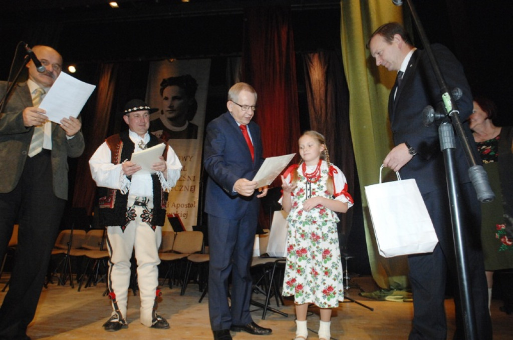 I Powiatowy Festiwal Poezji i Pieśni Patriotycznej w Nowym Targu