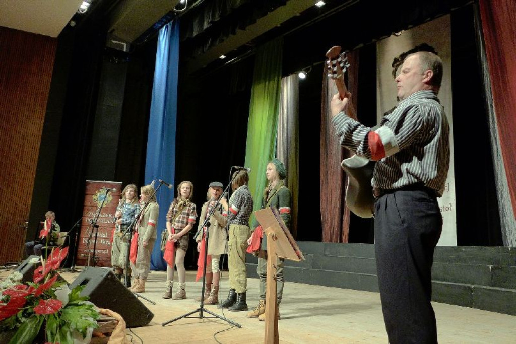 I Powiatowy Festiwal Poezji i Pieśni Patriotycznej w Nowym Targu