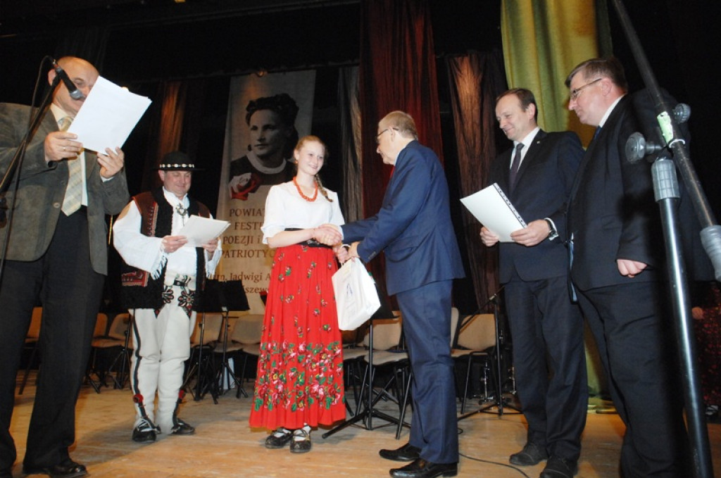 I Powiatowy Festiwal Poezji i Pieśni Patriotycznej w Nowym Targu