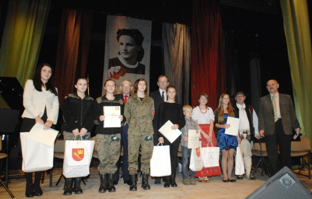 I Powiatowy Festiwal Poezji i Pieśni Patriotycznej w Nowym Targu
