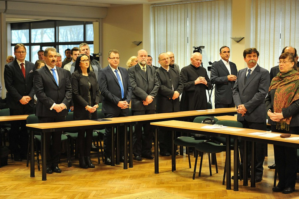 Uroczysta sesja w Zakopanem: Leszek Dorula zaprzysiężony