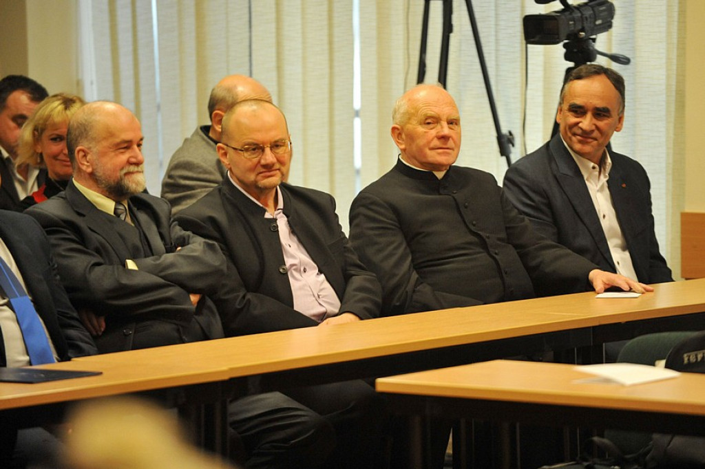 Uroczysta sesja w Zakopanem: Leszek Dorula zaprzysiężony
