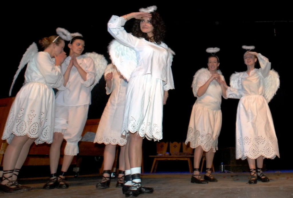 „Babski wybór” na scenie nowotarskiego MOK - gwara, seks i Conchita