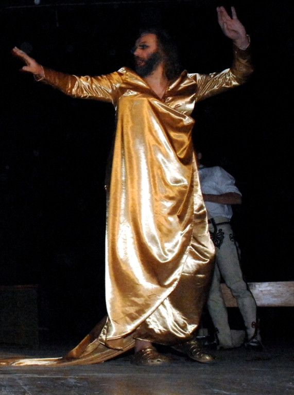 „Babski wybór” na scenie nowotarskiego MOK - gwara, seks i Conchita