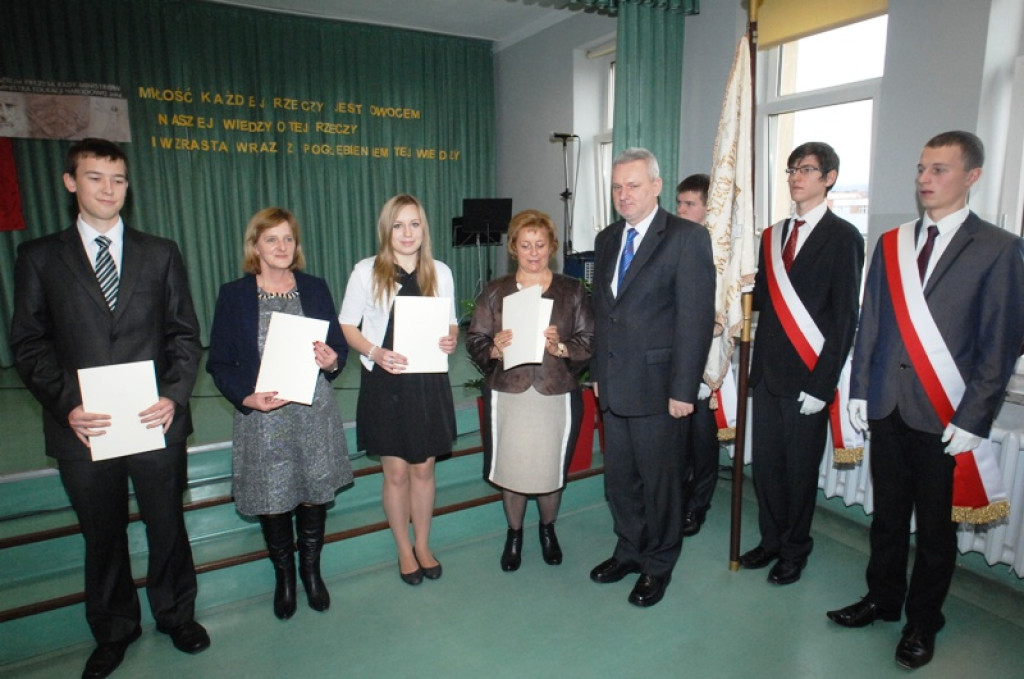 Stypendia dla najlepszych uczniów