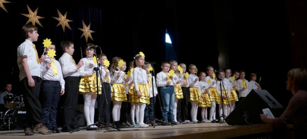 „Jedenastka” na scenie MOK - najsympatyczniejszy koncert kolęd w Nowym Targu