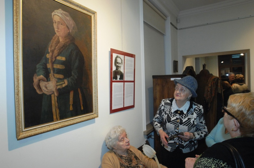 „Nowotarżanki” - niezwykła historyczna wystawa w nowotarskim ratuszu